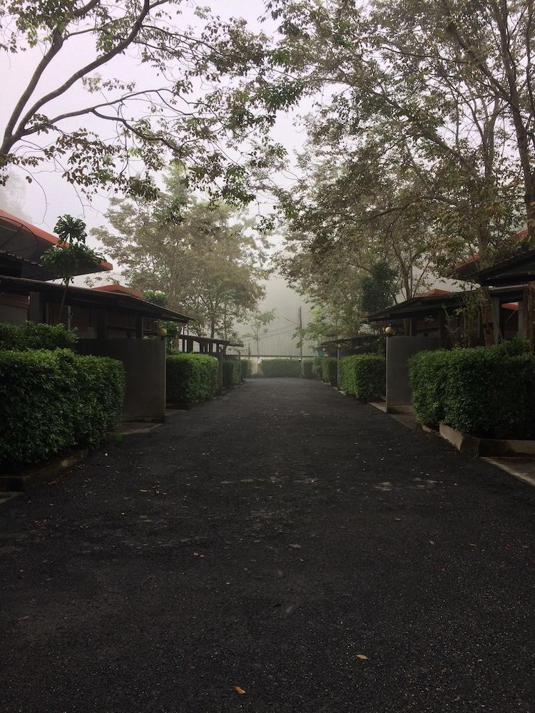 Secret Garden Trang Resort エクステリア 写真