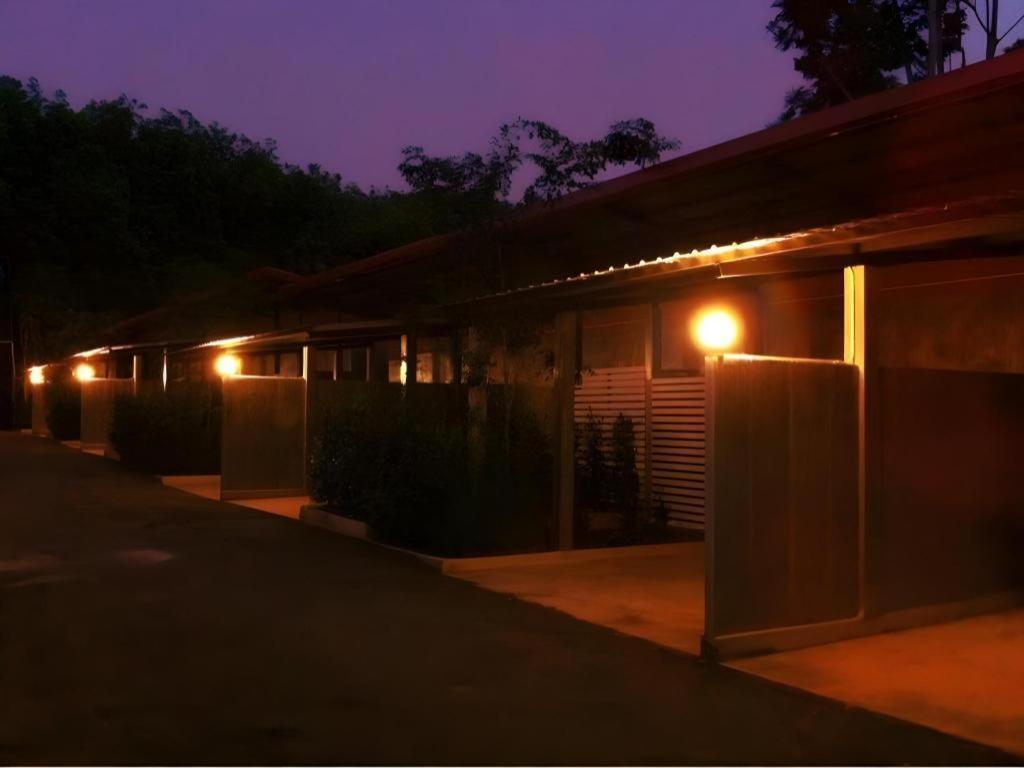 Secret Garden Trang Resort エクステリア 写真